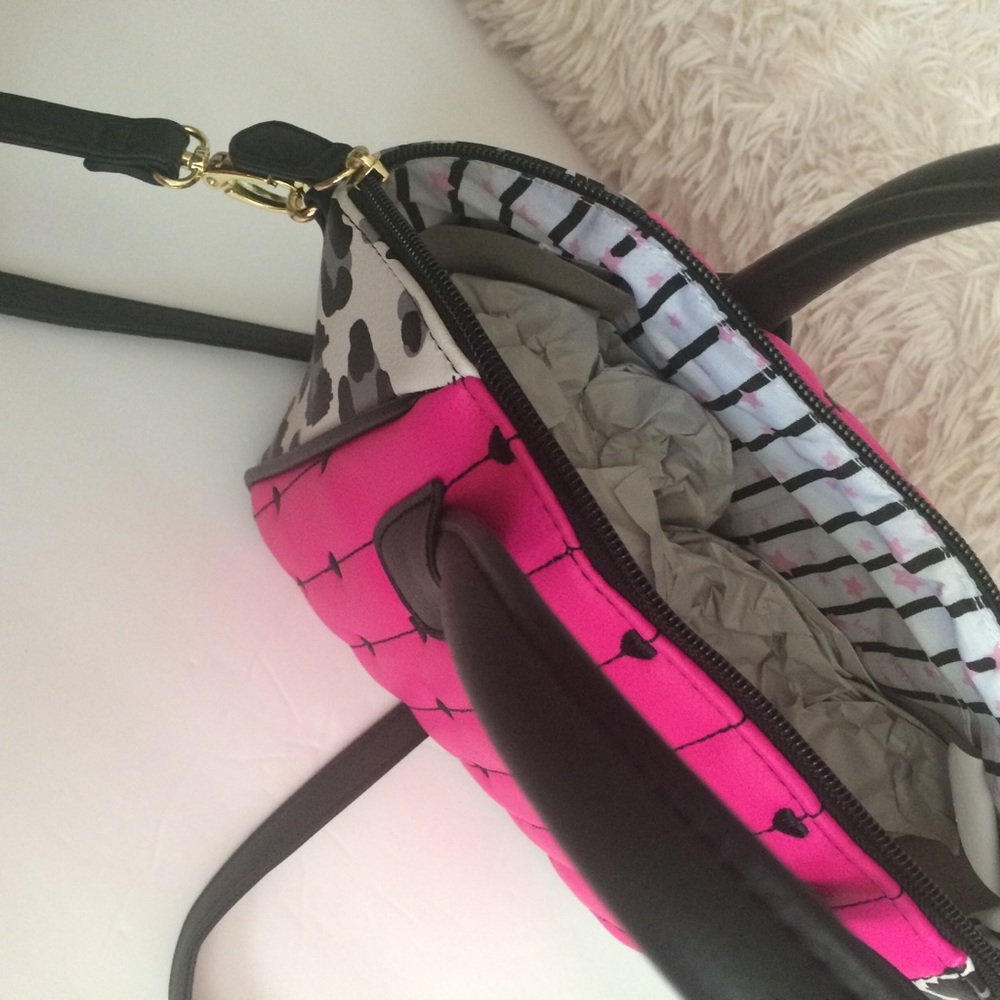 Luv Betsey Johnson hot pink small satchel bag - Picture 7 of 8
